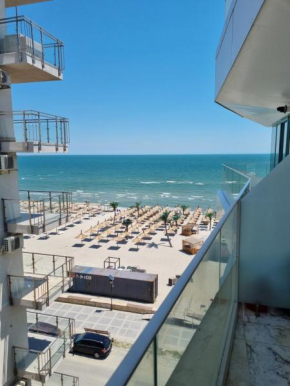 Studio Mamaia-Nord, acces direct plaja vedere mare, Mamaia